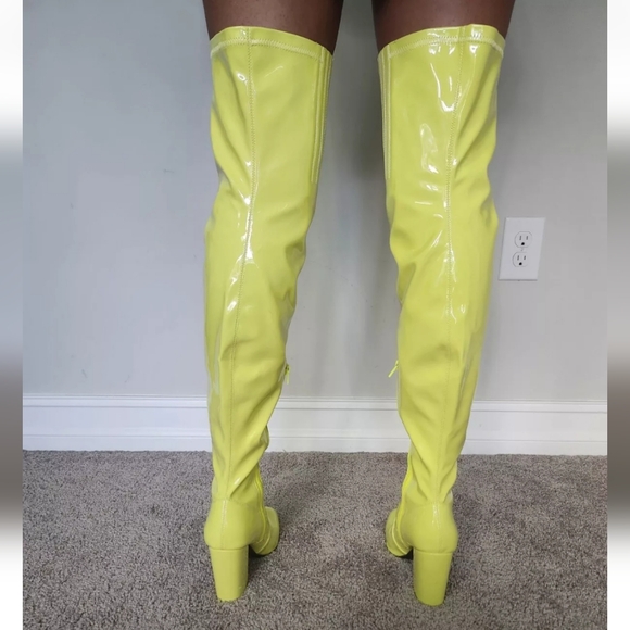 Current Mood Neon Yellow Pleather Thigh Hi Chunky Heel Zip GoGo Boots S 8M NWOB - Picture 3 of 12